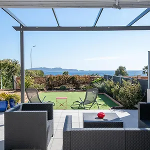 https://vue-mer-superbe-pavillon-lesclesdenicole.aixenprovencehotels.org