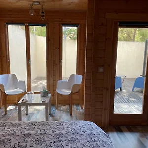 https://chalet-de-la-source.aixenprovencehotels.org