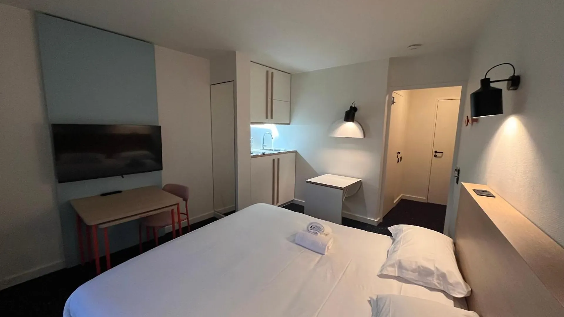 Appart'Hotel Laureades Clermont-Ferrand Centre Jaude 2*,  Frankrike