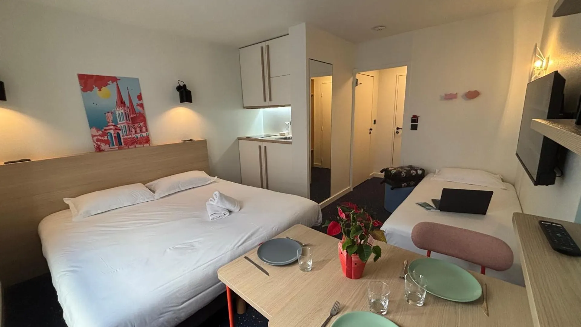 Appart'Hotel Laureades Clermont-Ferrand Centre Jaude Lägenhetshotell